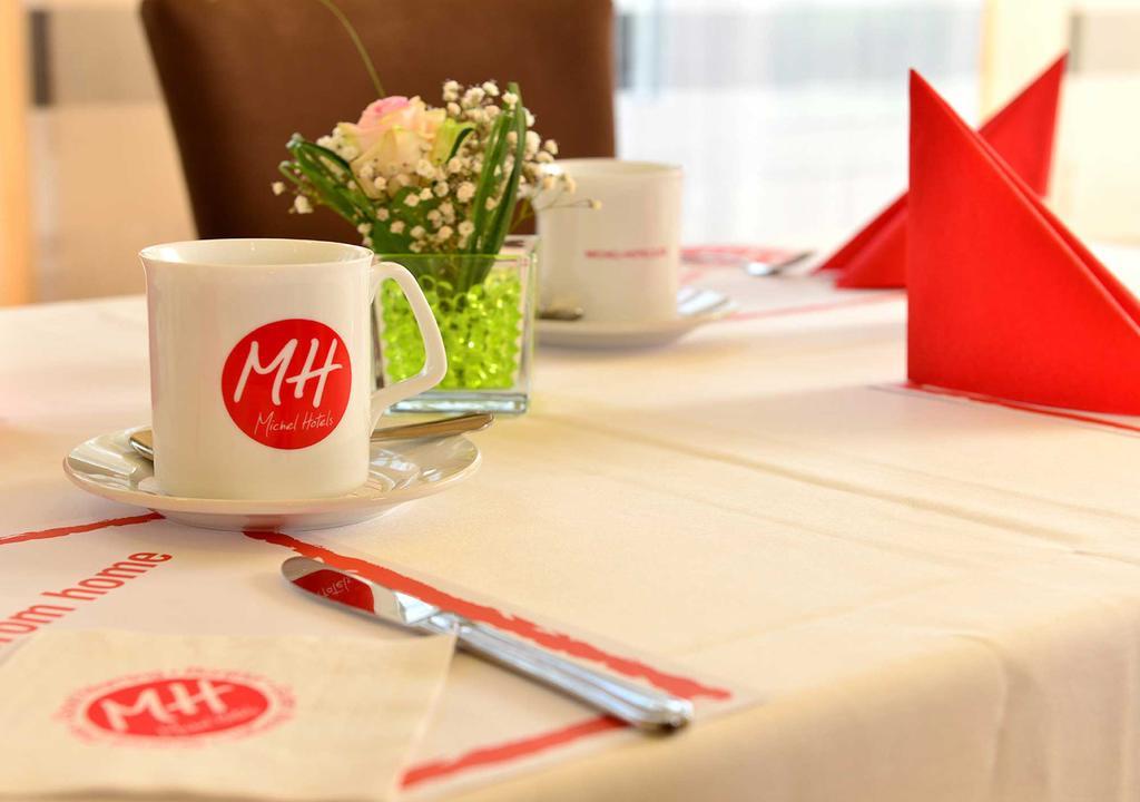 Michel Hotel Frankfurt Airport Russelsheim Bagian luar foto