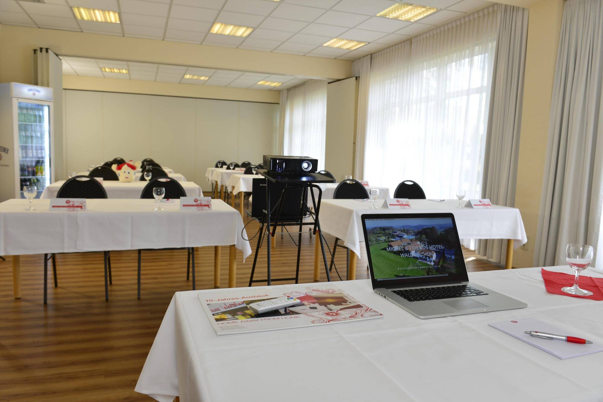 Michel Hotel Frankfurt Airport Russelsheim Bagian luar foto