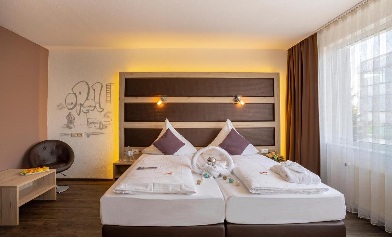Michel Hotel Frankfurt Airport Russelsheim Bagian luar foto